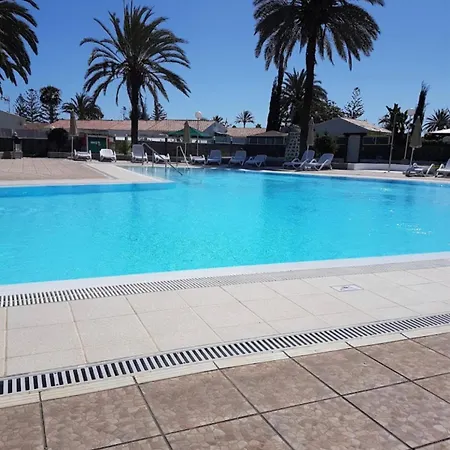 Buzzstays: 1-Bed Bungalow, Garden, Near Yumbo & Beach Maspalomas  Exterior photo